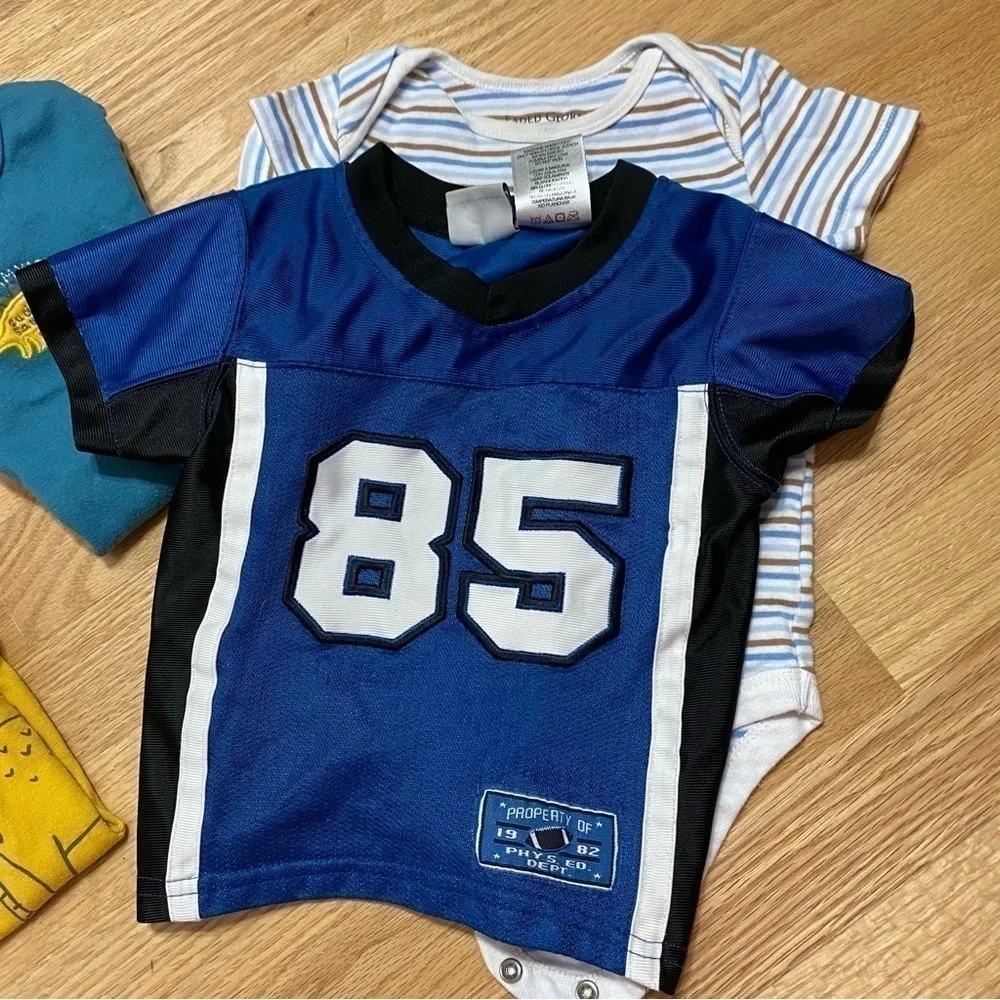 12 mos Boys Short Sleeve Shirt Bundle Carter’s Dinosaur Flag Jersey Stripe Truck